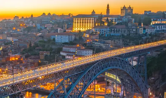 famous bridge in lisbon